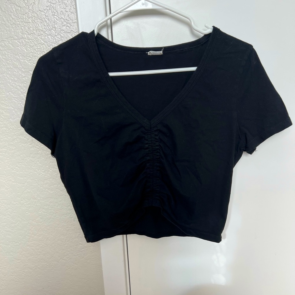 Aritzia cropped top size M